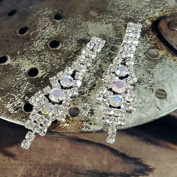 Retro Glam European Lady Di Style Austrian Crystal Earrings - Picture 8 of 10